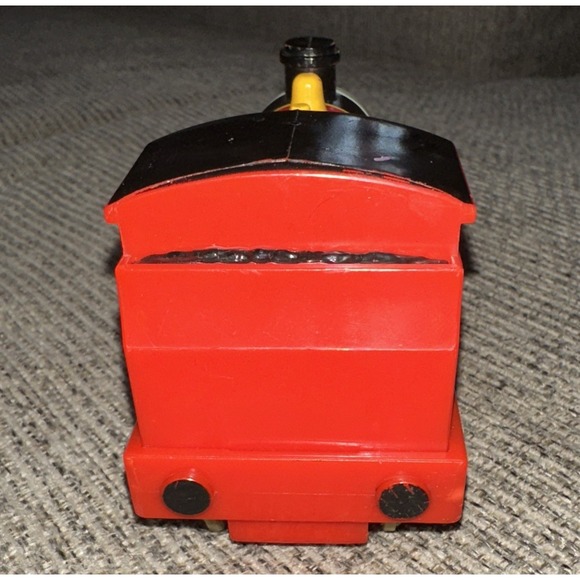 TOMY Thomas & Friends Train James Pullback Friction Limited 2004‎ Gullane - Picture 3 of 6